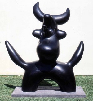 Joan Miró - Oiseau Lunaire, 1966, Bronze (sand casting). Susse Fondeur, Arcueil, Paris