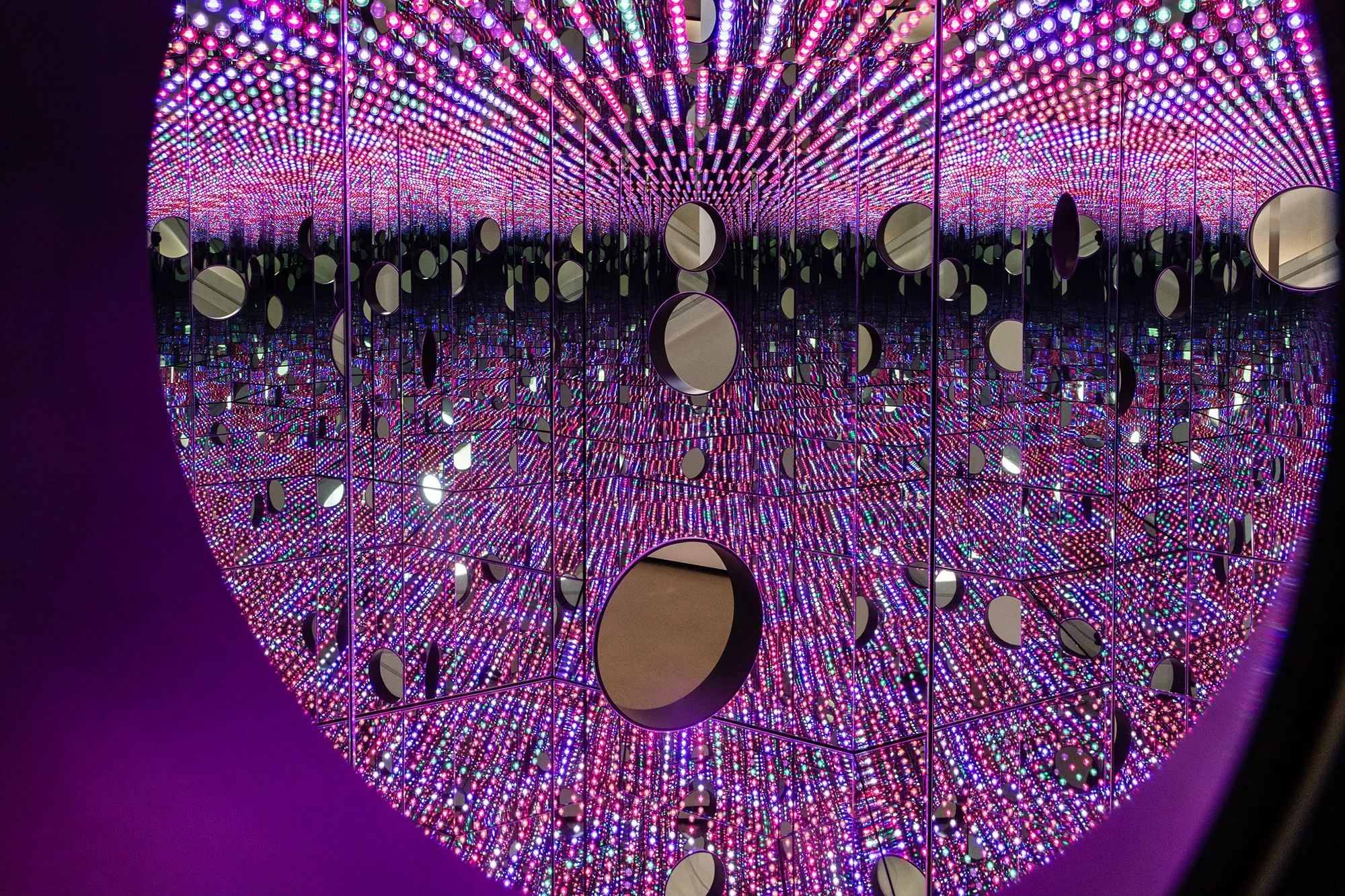 7 things to know before you go to Yayoi Kusama's Infinity Mirrors